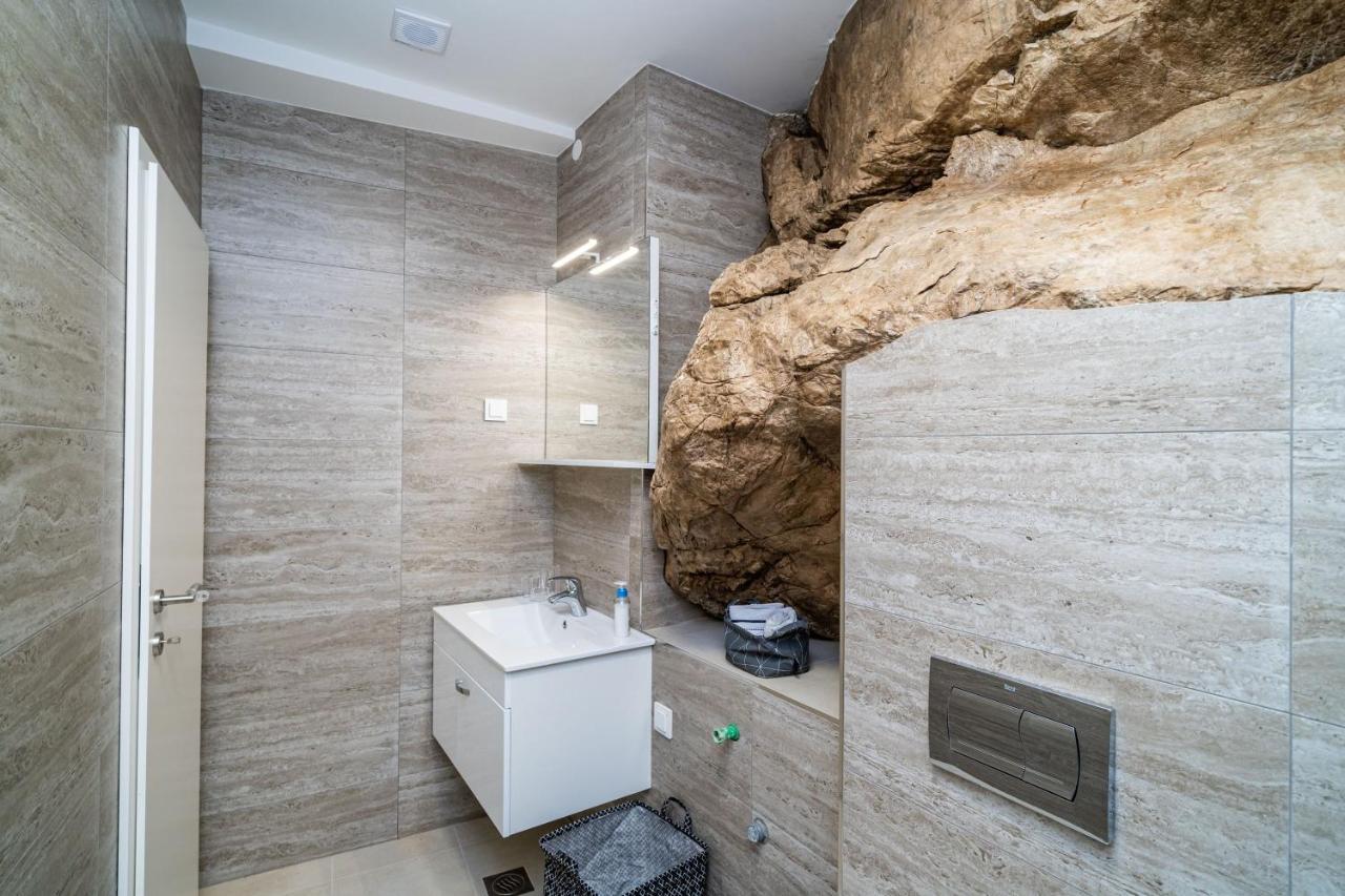 Hidden Gem Apartment Molunat Ngoại thất bức ảnh