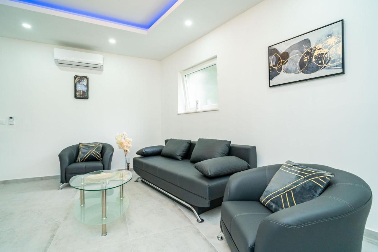 Hidden Gem Apartment Molunat Ngoại thất bức ảnh
