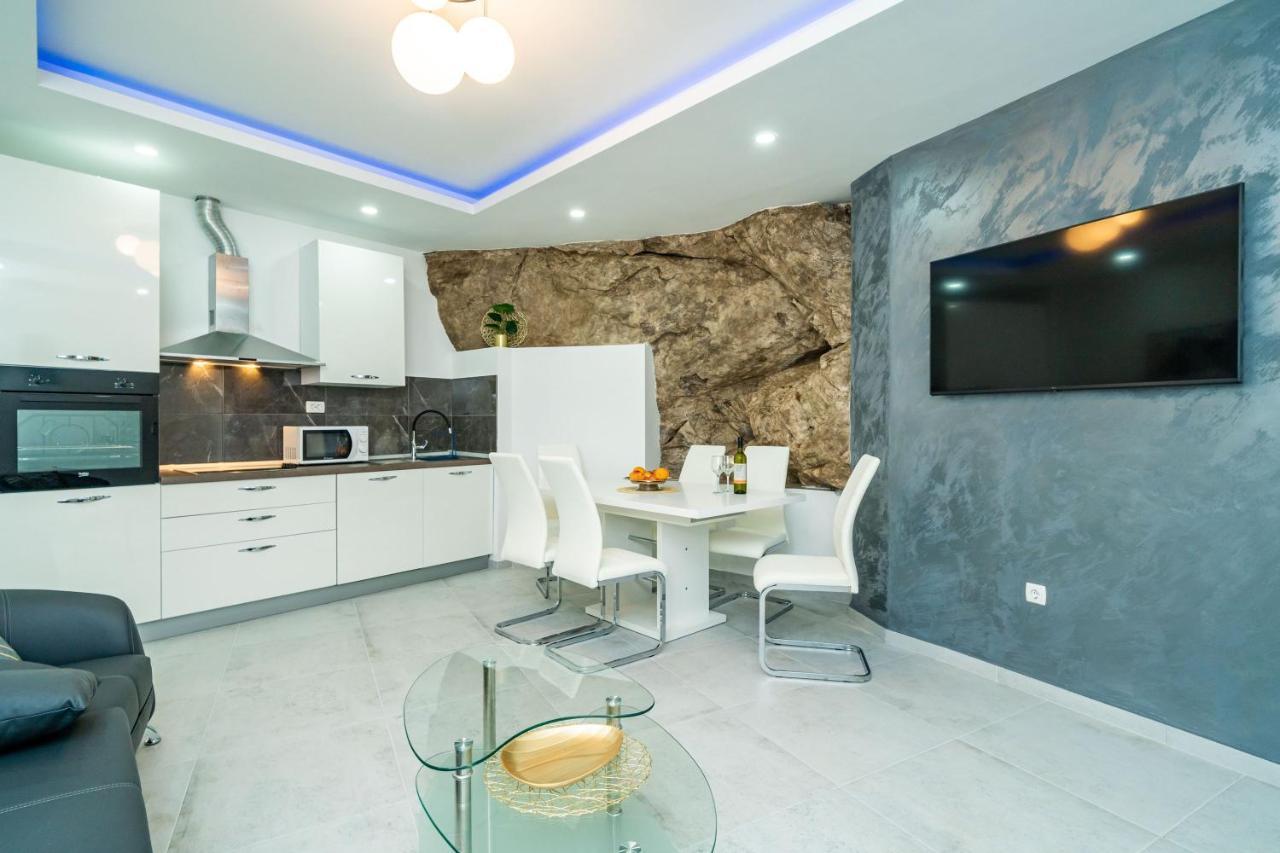 Hidden Gem Apartment Molunat Ngoại thất bức ảnh