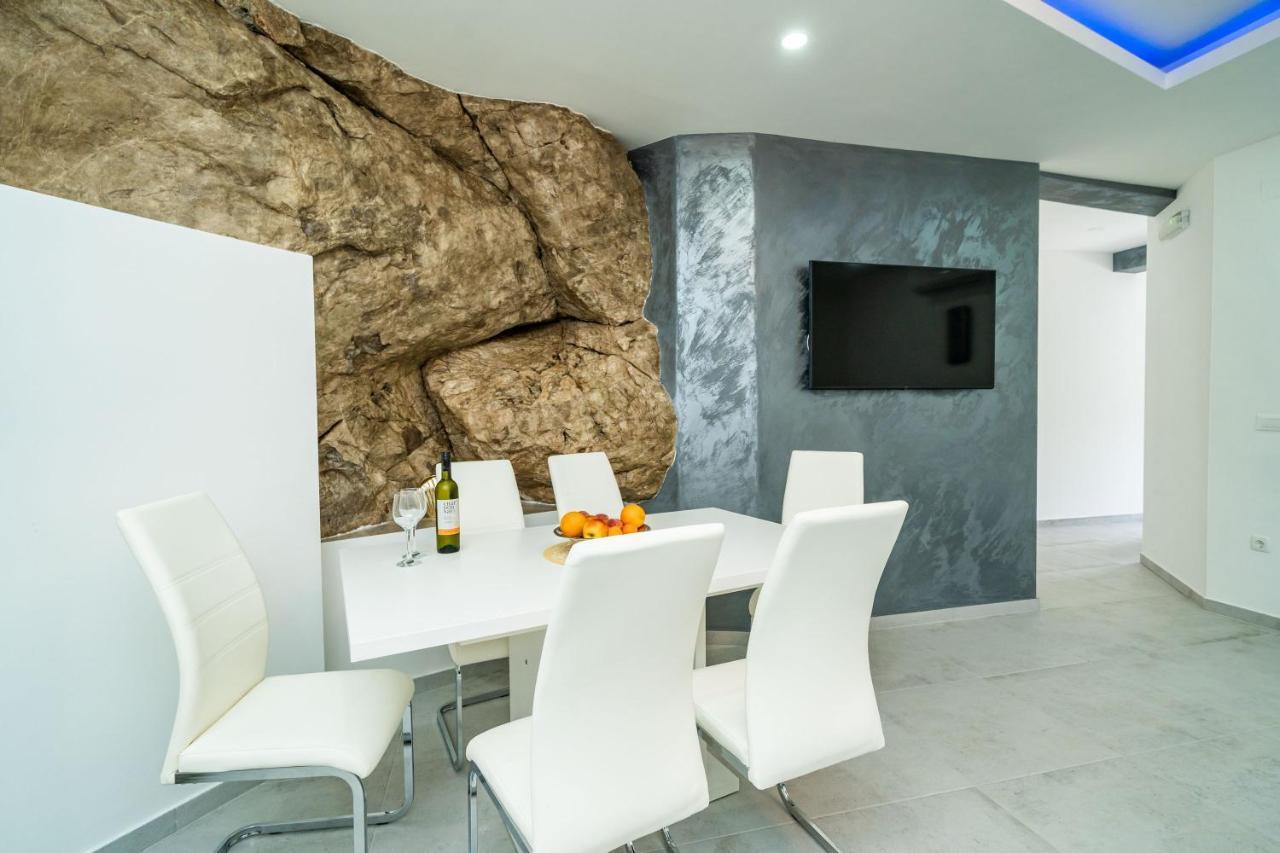 Hidden Gem Apartment Molunat Ngoại thất bức ảnh