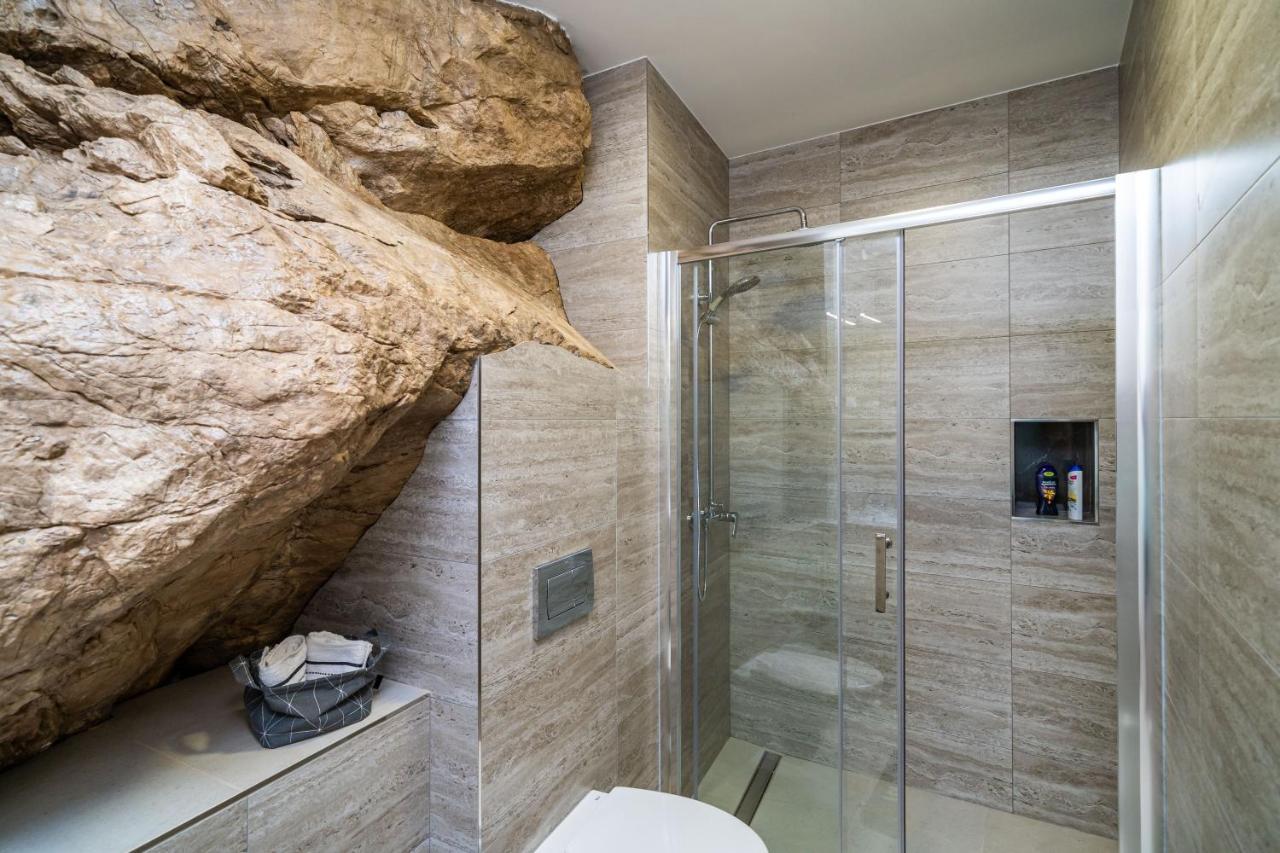 Hidden Gem Apartment Molunat Ngoại thất bức ảnh